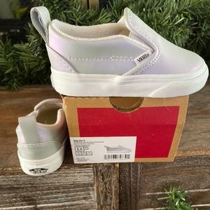 **SOLD** Please go to lettingitgo0007 to purchase!